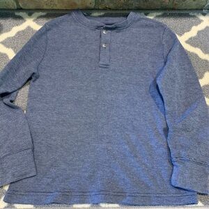 Boys size 6 long sleeve thermal Henley shirt
